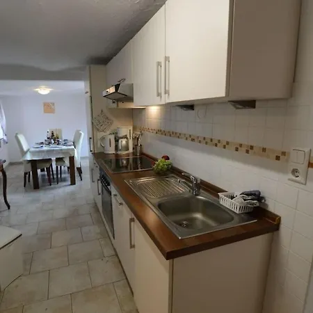 Semesterbostad Farmhouse Comfortable Holiday