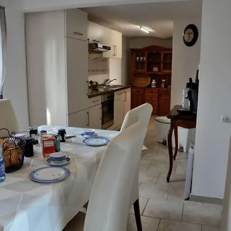 Farmhouse Comfortable Holiday Semesterbostad *