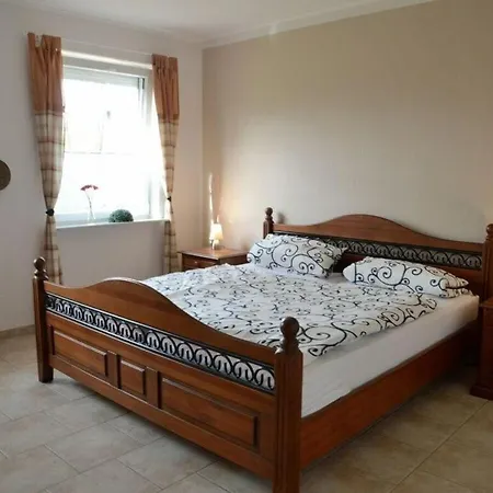 Semesterbostad Farmhouse Comfortable Holiday